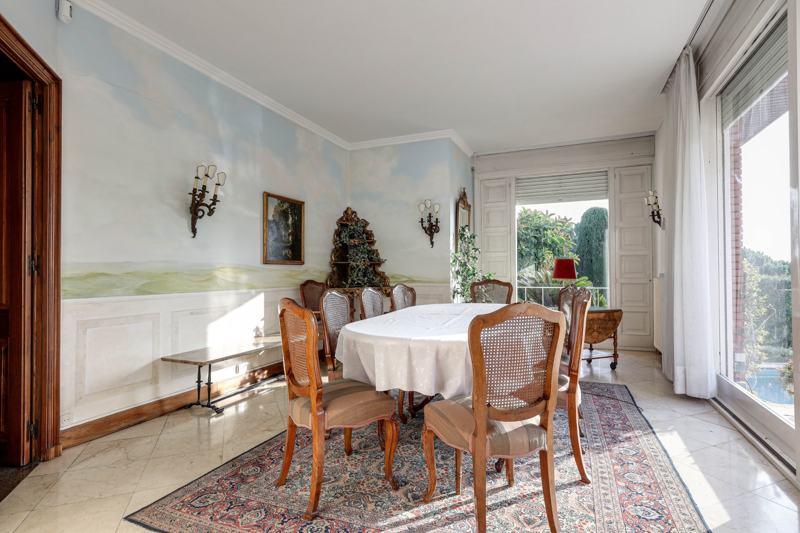 Comedor con vistas al jardín